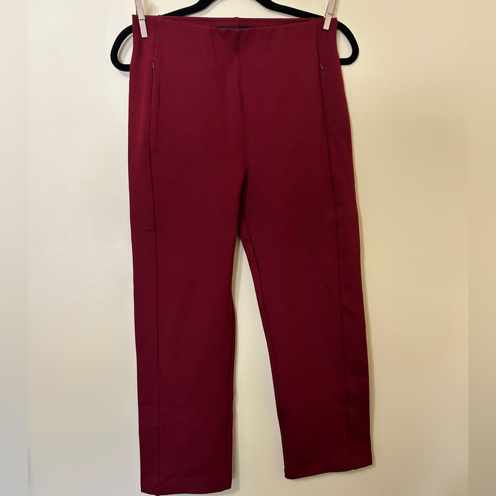 Betabrand NWOT Dress Pants Stretch, Straight-Leg w/front zip pockets. Size M